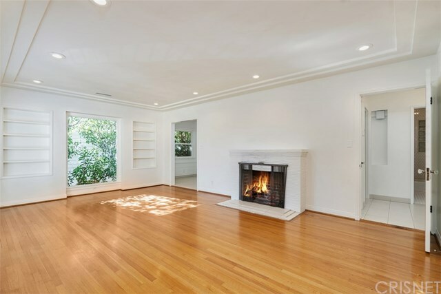 Property Photo:  4223 Murietta Avenue  CA 91423 