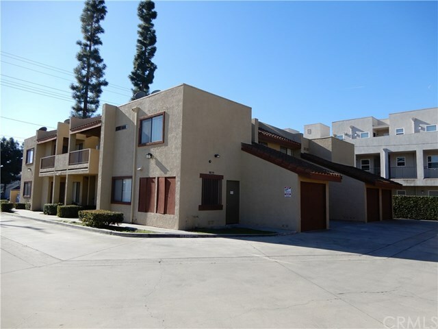 Property Photo:  2755 W Ball Road 7  CA 92804 