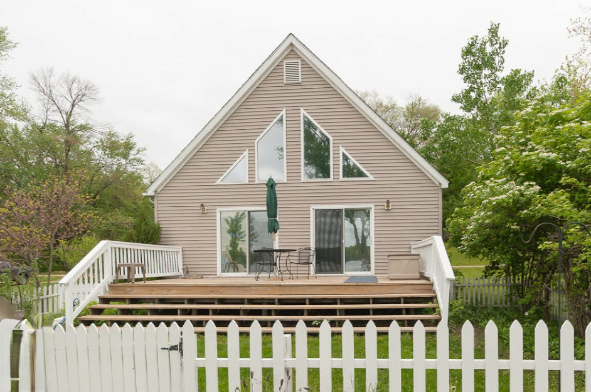 Property Photo:  148 E Peterson Drive  MI 49055 