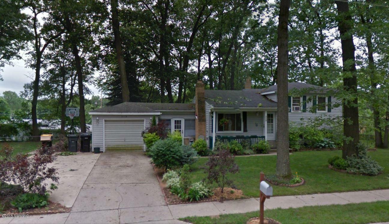 Property Photo: 2118 Lacrosse SW MI 49519