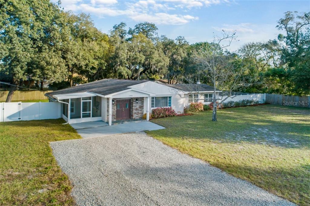 Property Photo:  1406 Rowell Street  FL 33510 