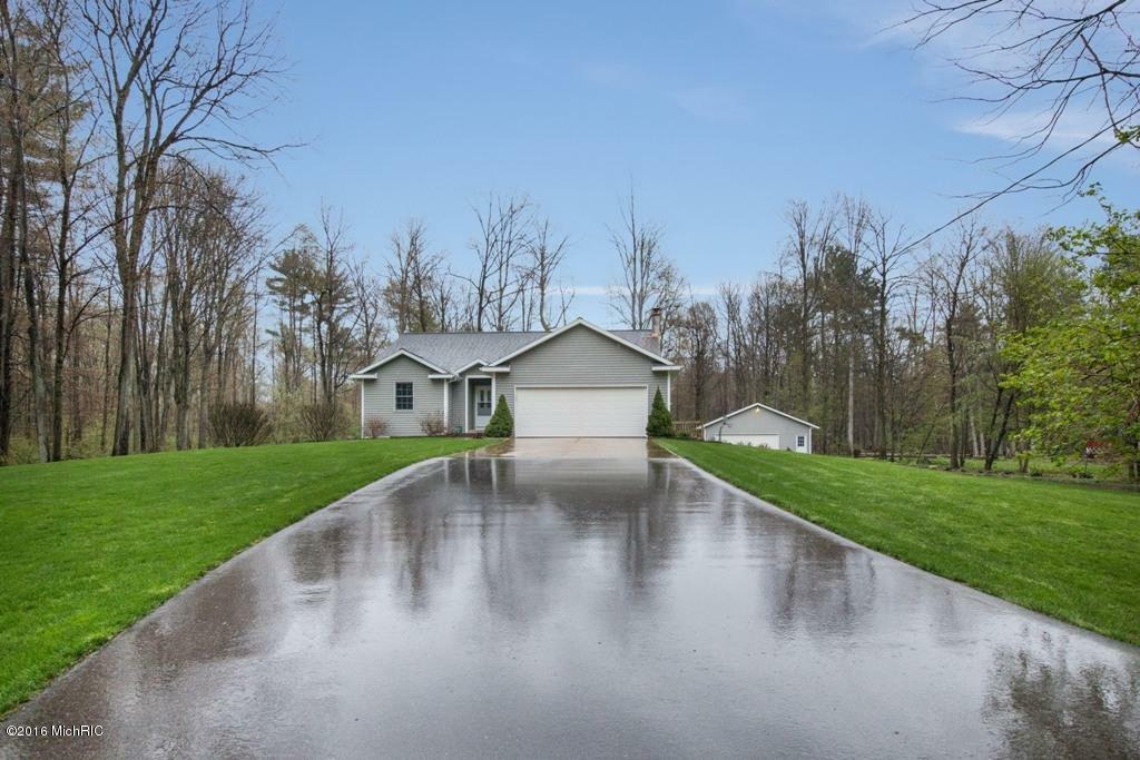 Property Photo:  3101 53rd Street  MI 49419 