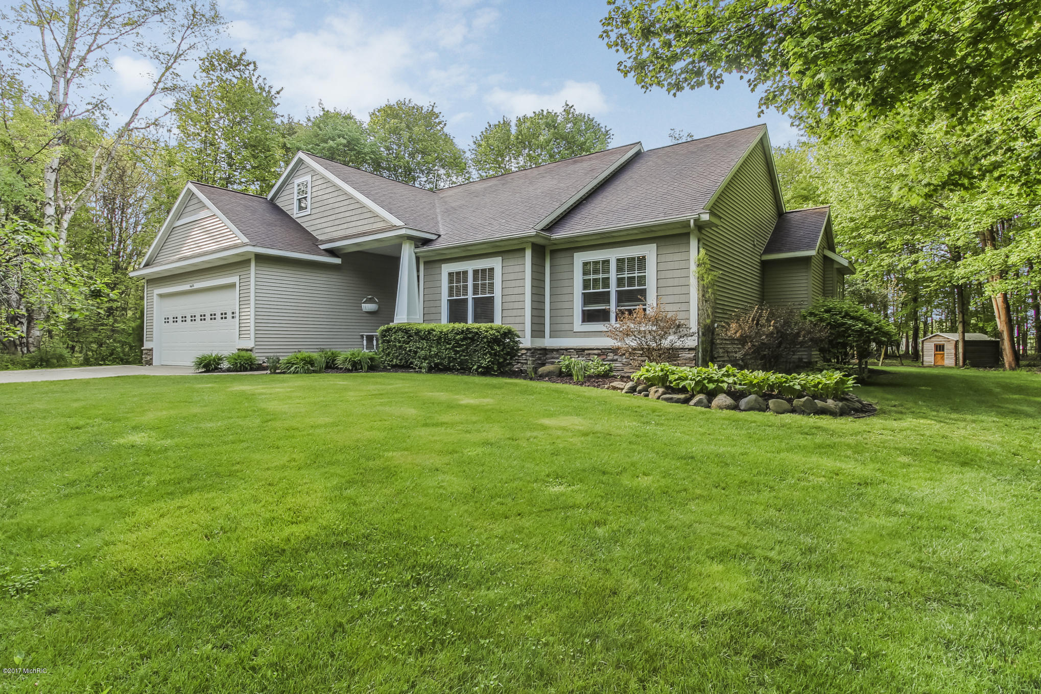 Property Photo: 16070 Timber Ridge Pass MI 49448
