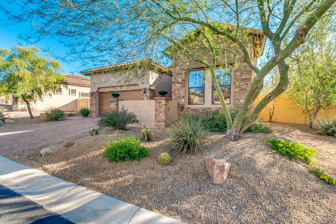 Property Photo:  1633 N Woodruff --  AZ 85207 