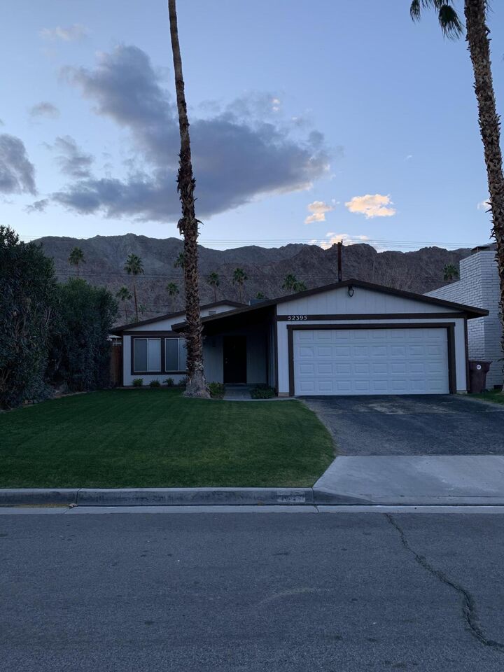 52395 Avenida Carranza  La Quinta CA 92253 photo