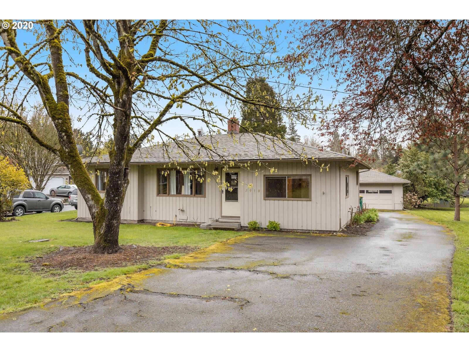 Property Photo: 7950 SW Obrien St OR 97223