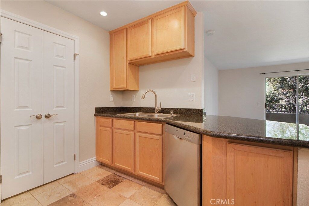 Property Photo: 2450 San Gabriel Way 208 CA 92882