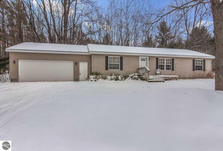 5376 Durga Road  Williamsburg MI 49690 photo