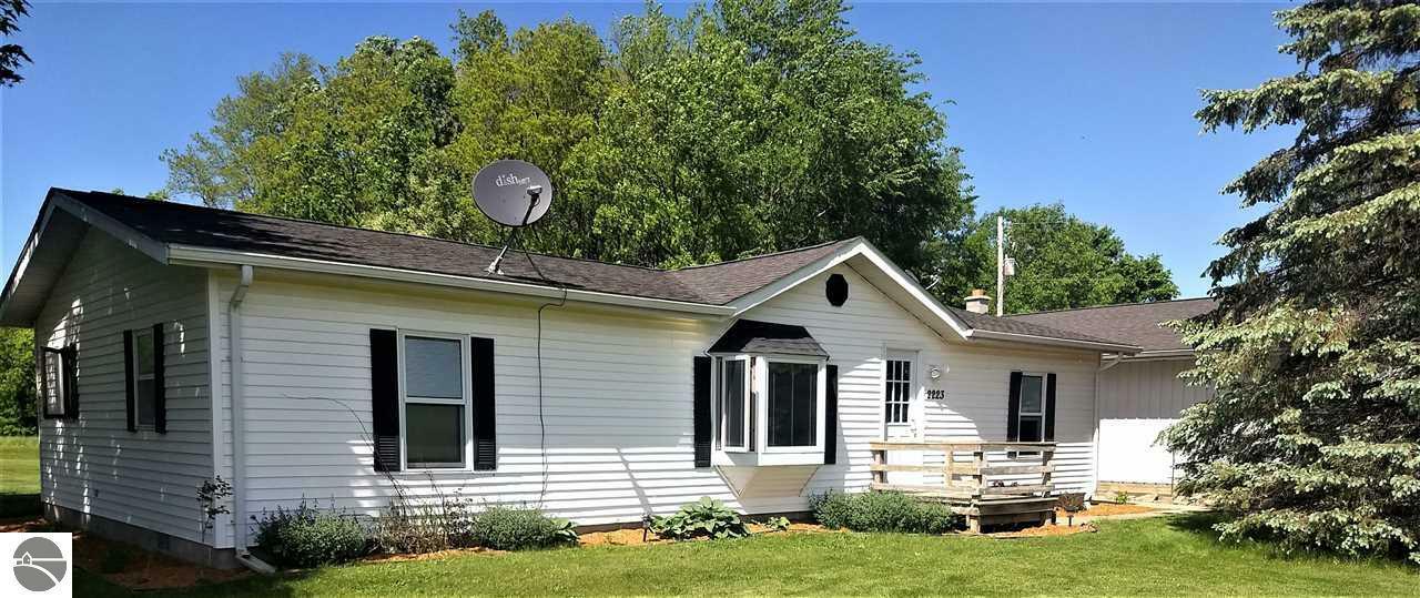 Property Photo:  2223 E Beal City Road  MI 48858 