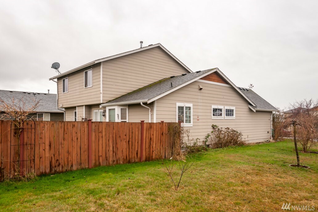 Property Photo:  7392 Clamdigger Dr  WA 98230 