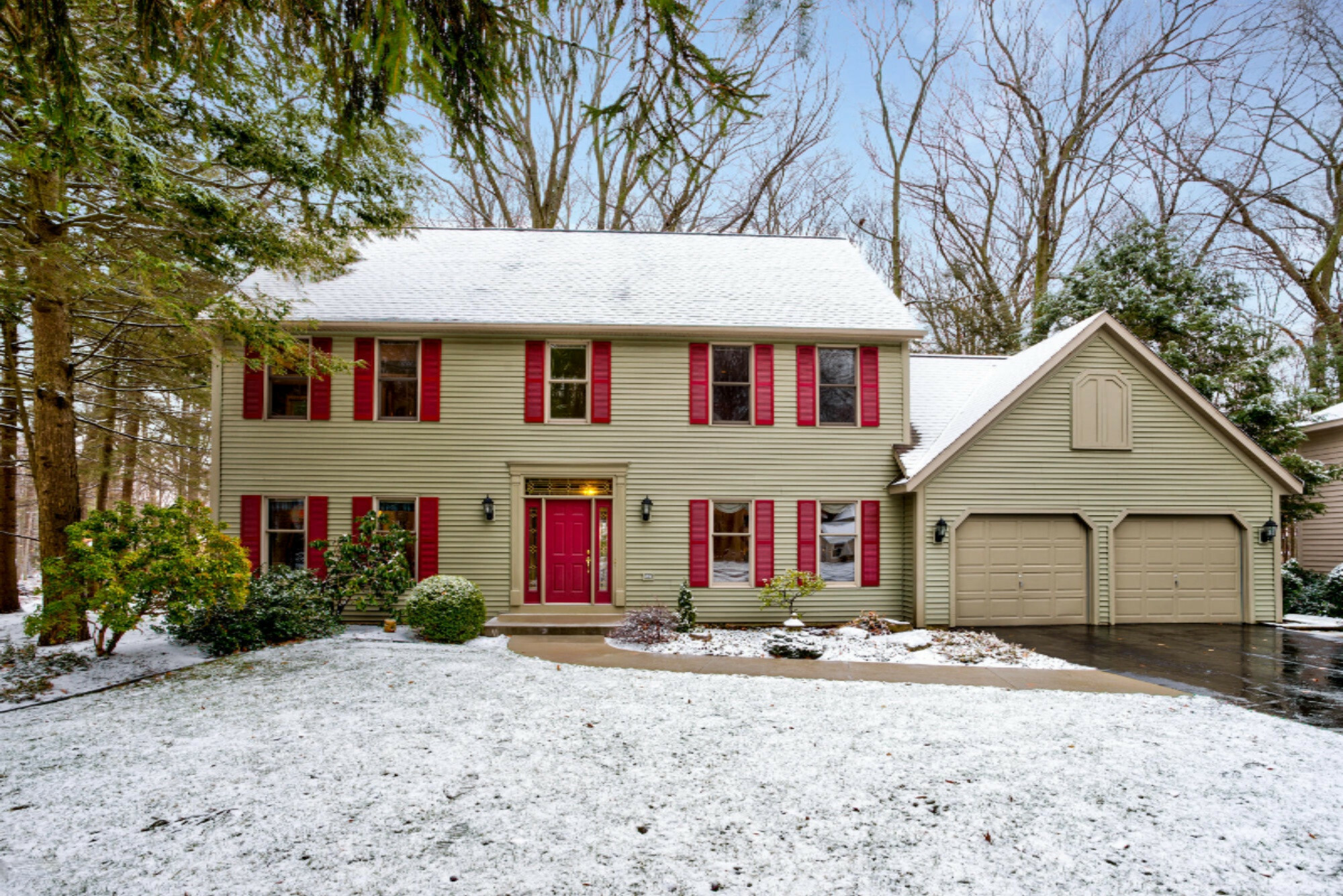 Property Photo:  1193 Silverstone Road  MI 49424 