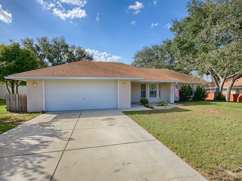 Property Photo:  33849 Secret Hill Drive  FL 34788 