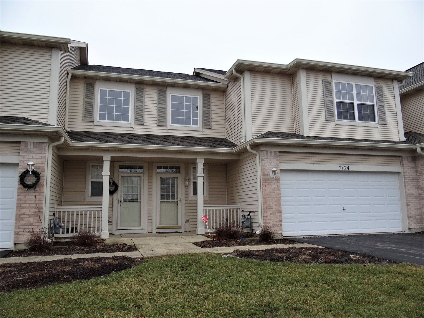 Property Photo:  2124 Sunrise Circle  IL 60503 