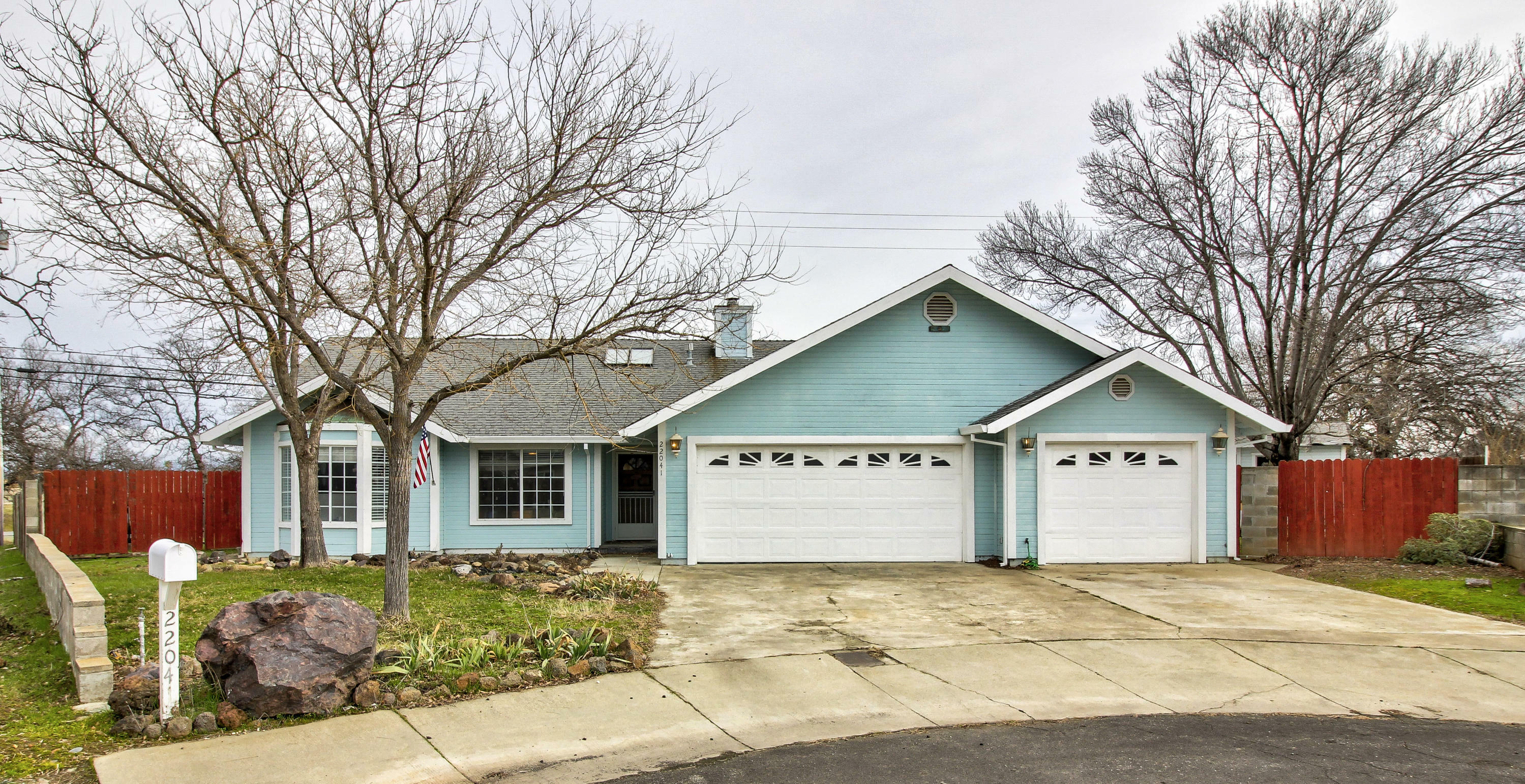 Property Photo:  22041 Castle Crags Place  CA 96022 