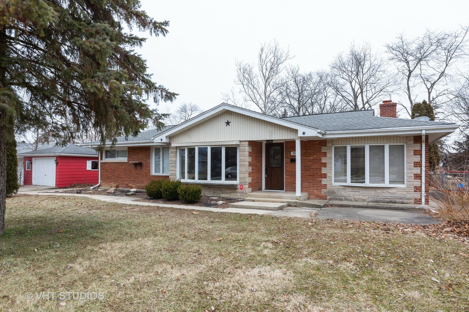 Property Photo:  906 East 8th Street  IL 60441 