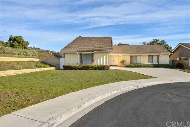 Property Photo:  2911 Eagle Heights Court  CA 91360 