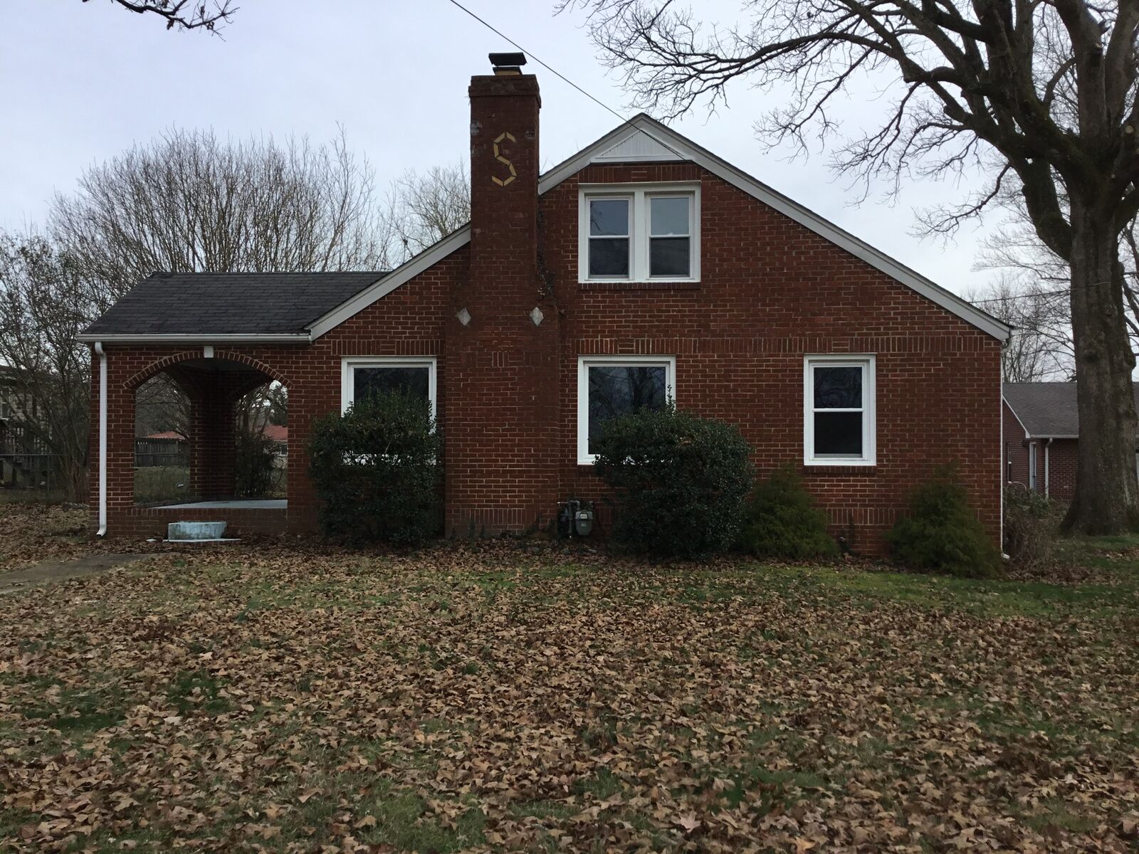 Property Photo: 2326 E Lincoln St TN 37388