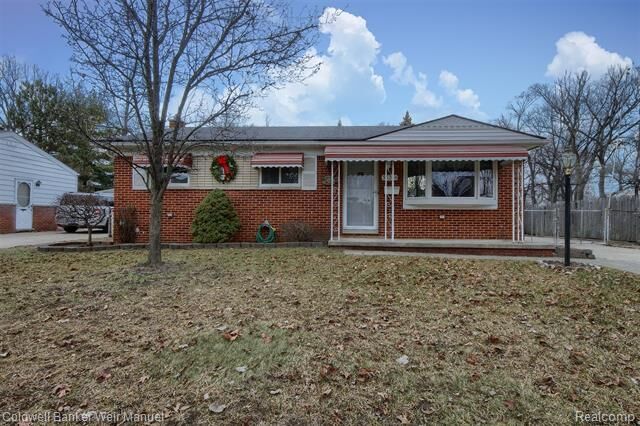 35244 Phyllis St Street  Wayne MI 48184 photo