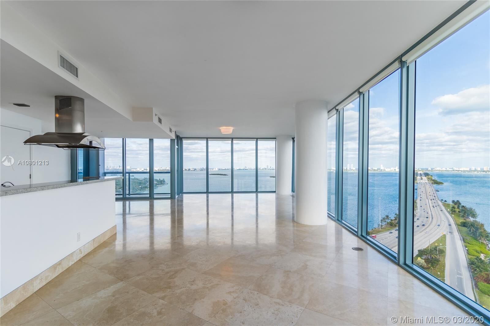 Property Photo: 601 NE 36th St 2412 FL 33137