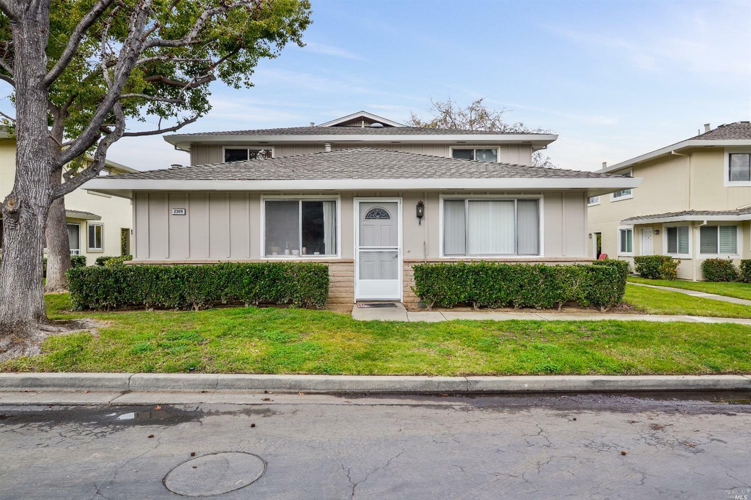Property Photo: 2309 Saidel Drive 4 CA 95124