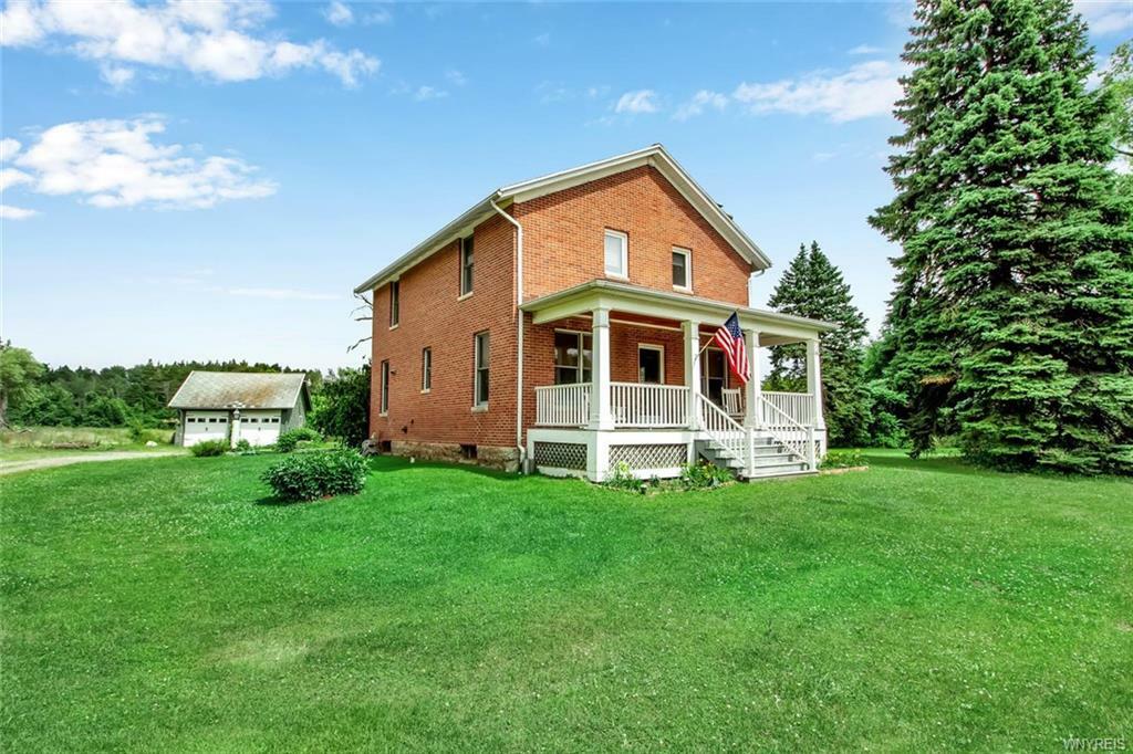 Property Photo: 9682 North Road NY 14063