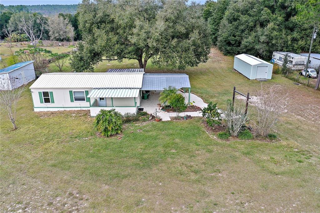 Property Photo:  15001 SE 180th Street  FL 32195 