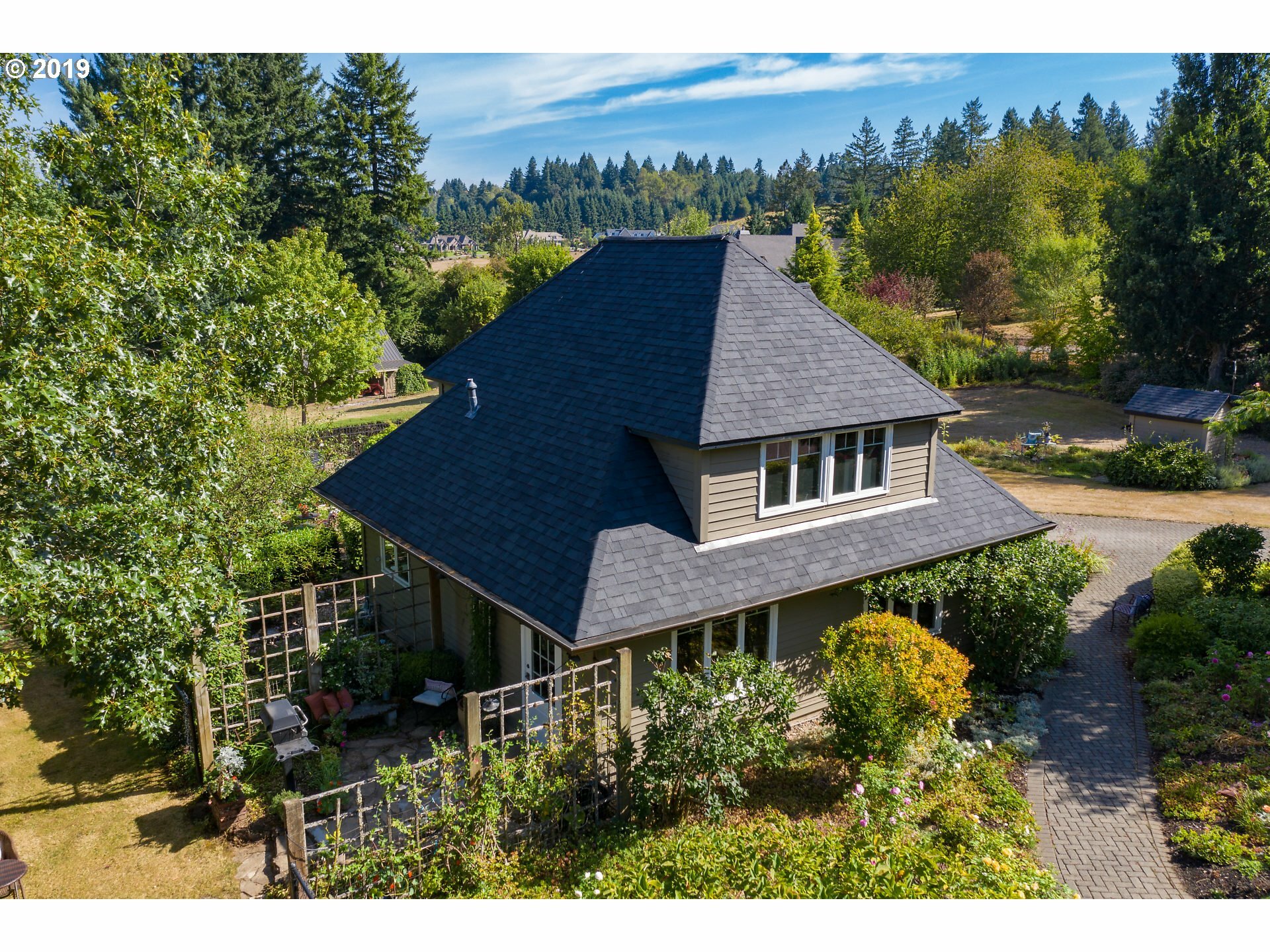 Property Photo: 451 S Wilda Rd OR 97068