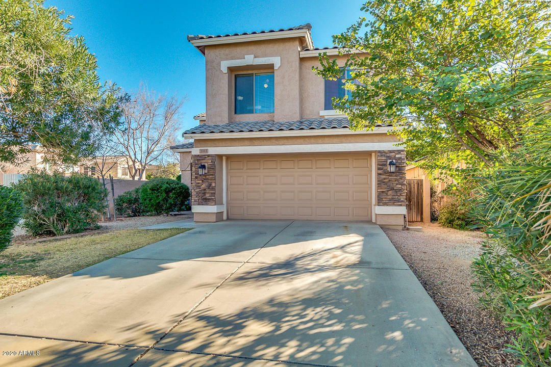 Property Photo:  1163 E Ranch Court  AZ 85296 