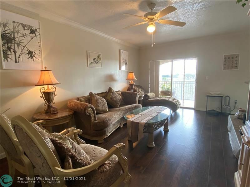 Property Photo:  11700 SW 2nd St 13308  FL 33025 