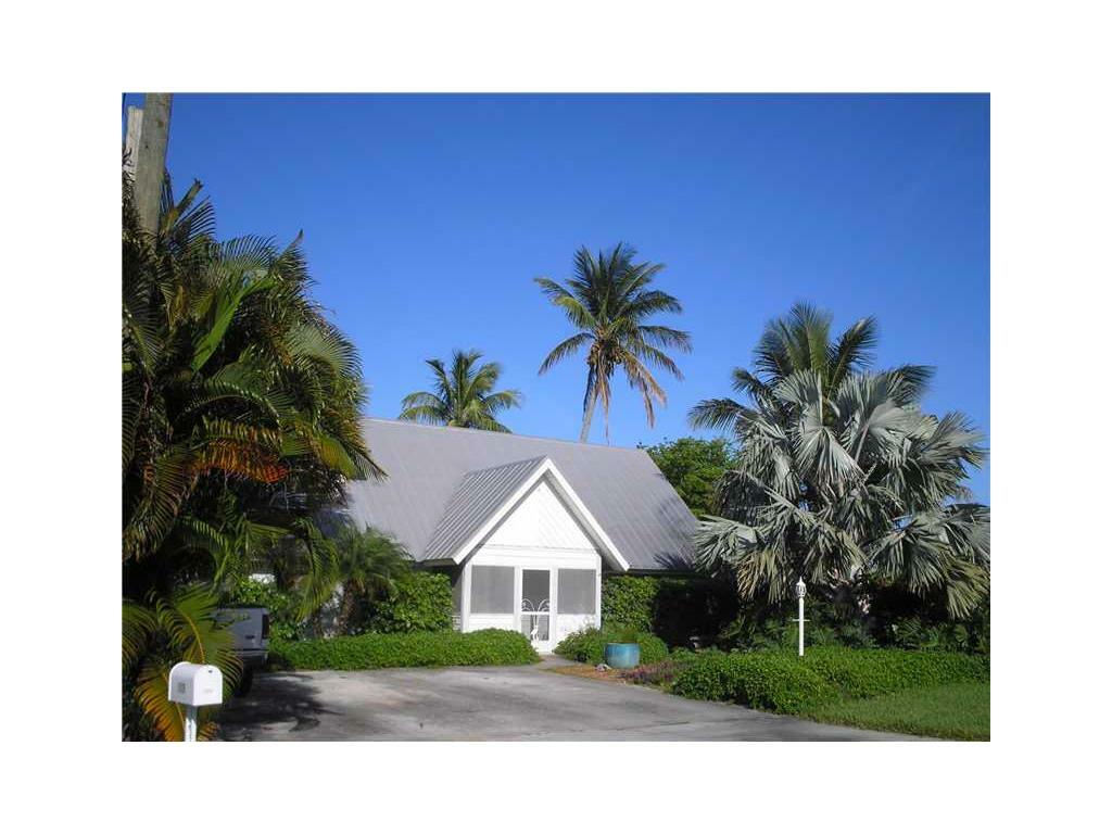 Property Photo: 1128 Fernandina Street FL 34949