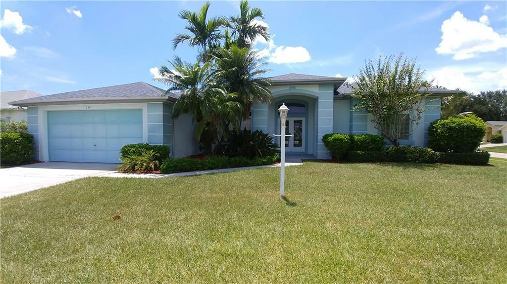 Property Photo:  220 53rd Circle  FL 32968 