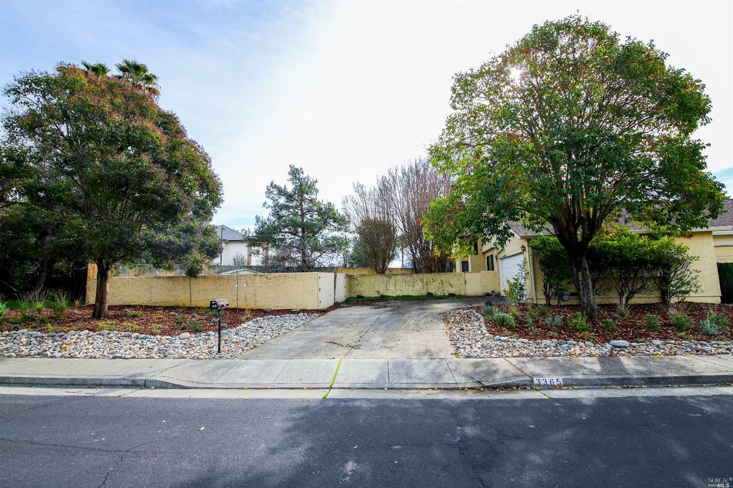 Property Photo: 3365 Hartford Avenue CA 94534