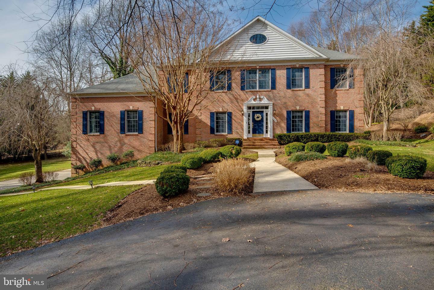 Property Photo: 944 Old County Road MD 21146