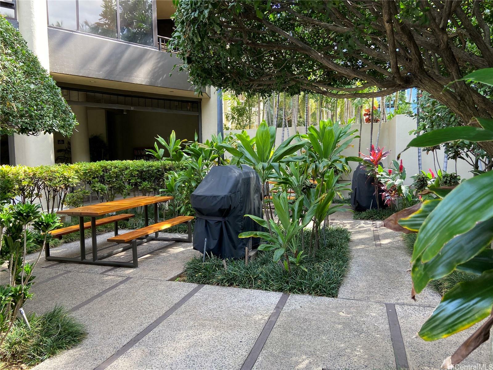 60 N Beretania Street 705  Honolulu HI 96817 photo