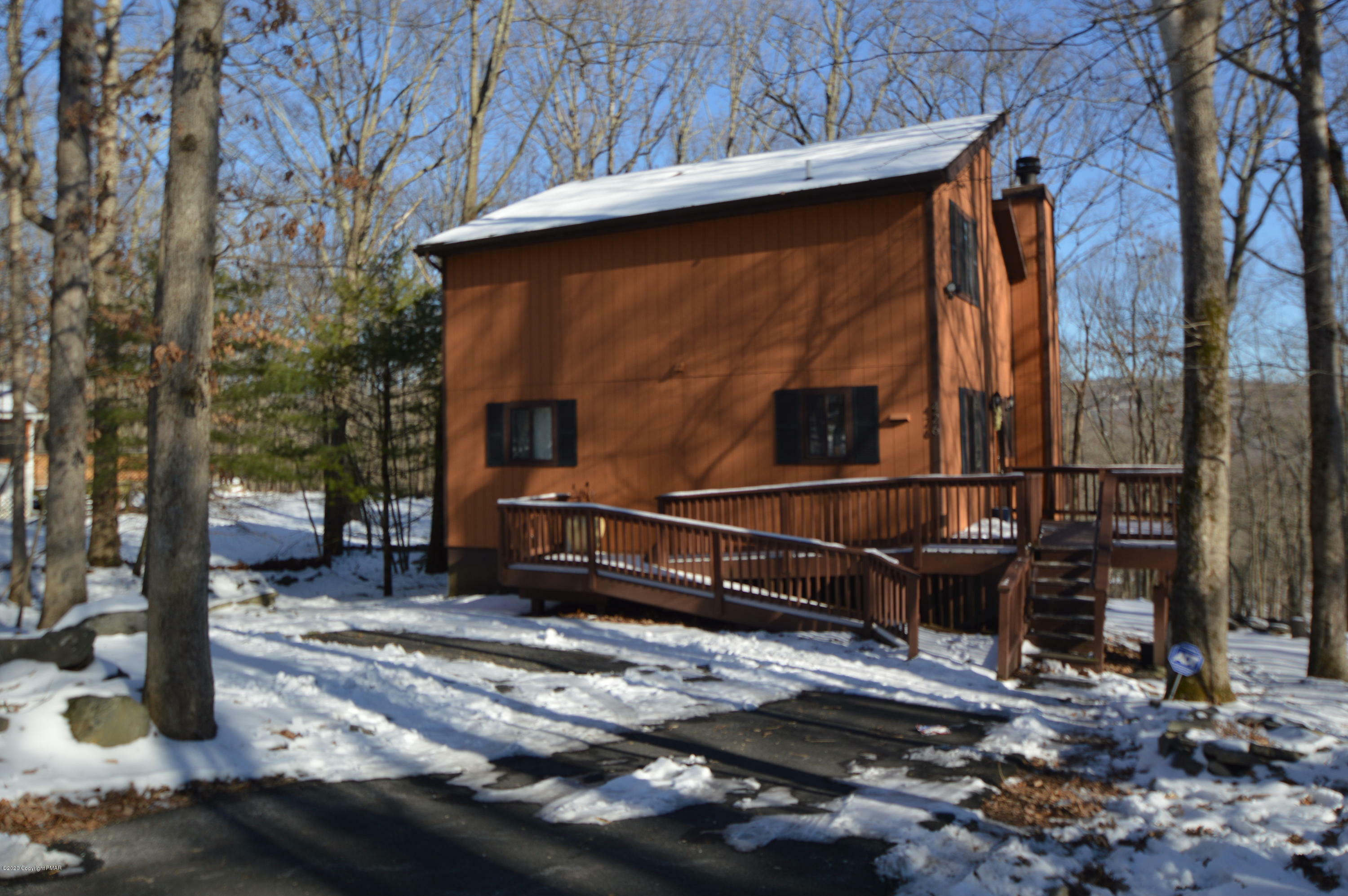 Property Photo:  280 Saunders Dr  PA 18324 