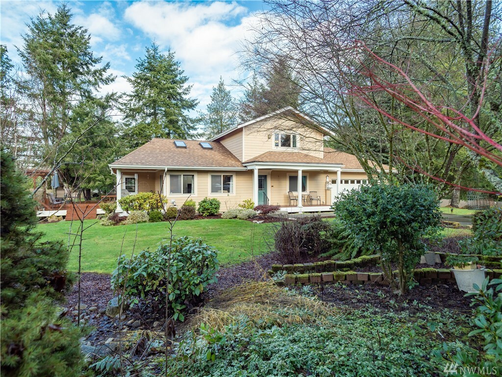 Property Photo: 450 NW Coleman Ct WA 98370