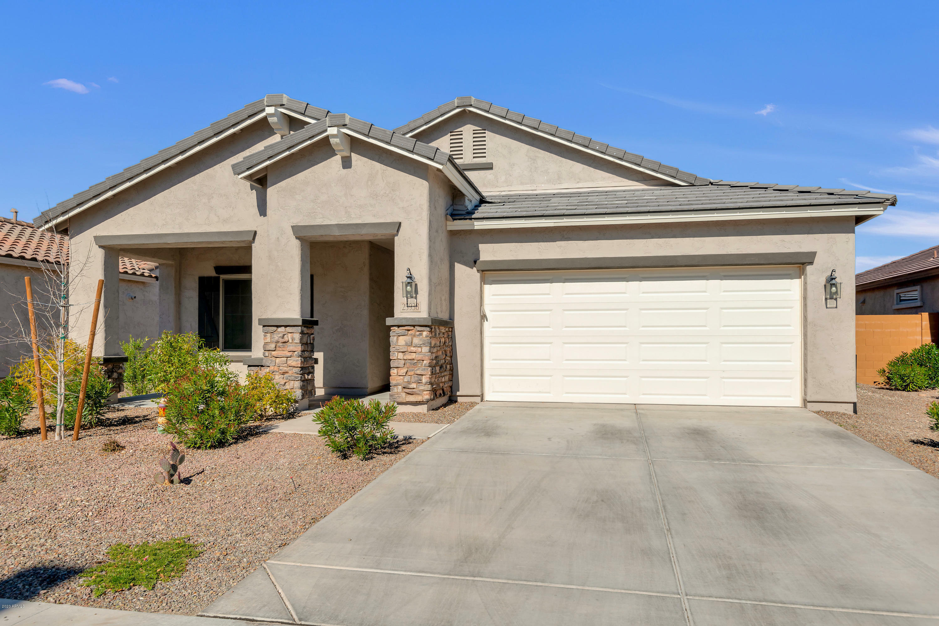 Property Photo:  25938 W Piute Avenue  AZ 85396 