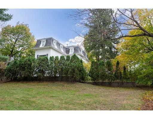 Property Photo:  289 Walnut St  MA 02481 
