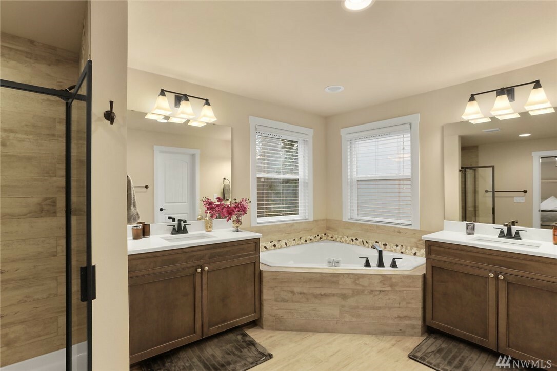 Property Photo: 3515 102nd Ave NE WA 98258