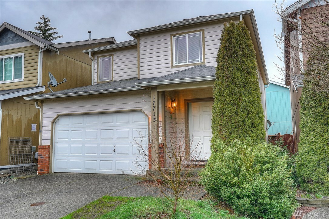 Property Photo: 17713 1st Av Ct E WA 98387