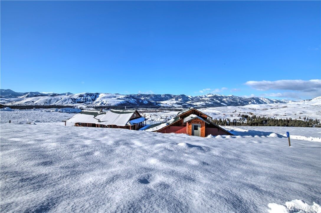 Property Photo: 15 Bella Vista Lane WA 98862