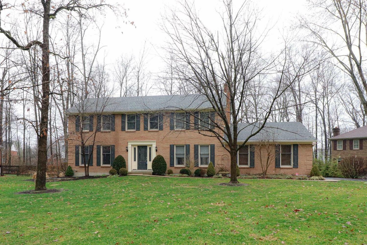Property Photo: 1064 Bridlepath Ln OH 45140