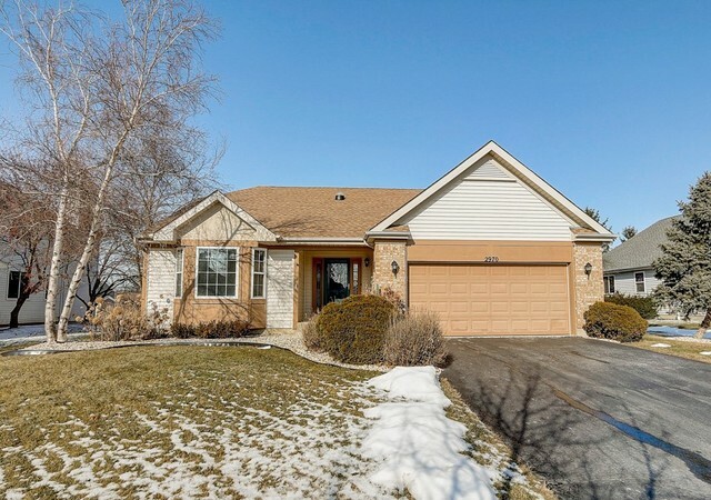Property Photo: 2970 Farmington Drive IL 60046