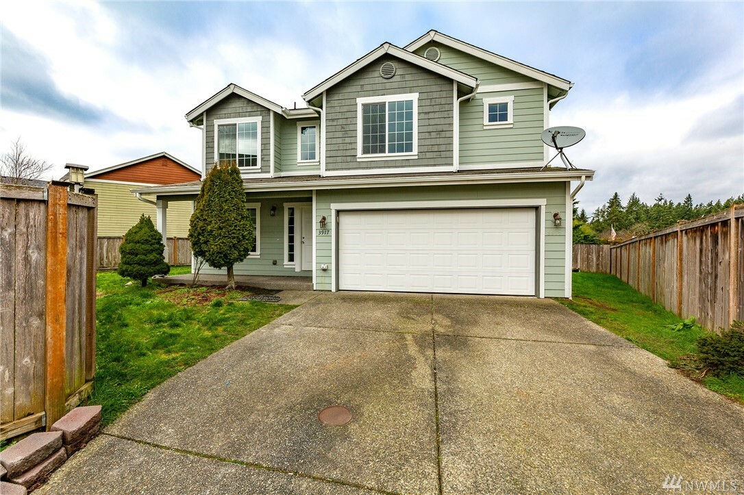 Property Photo:  3917 165th St Ct E  WA 98446 