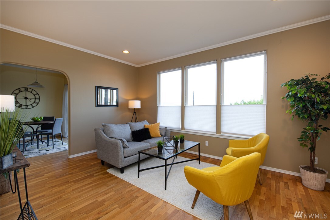 Property Photo: 3905 S Ave WA 98221