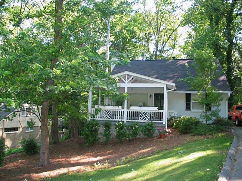 Property Photo:  2665 Ridgemore Place 2665   30318