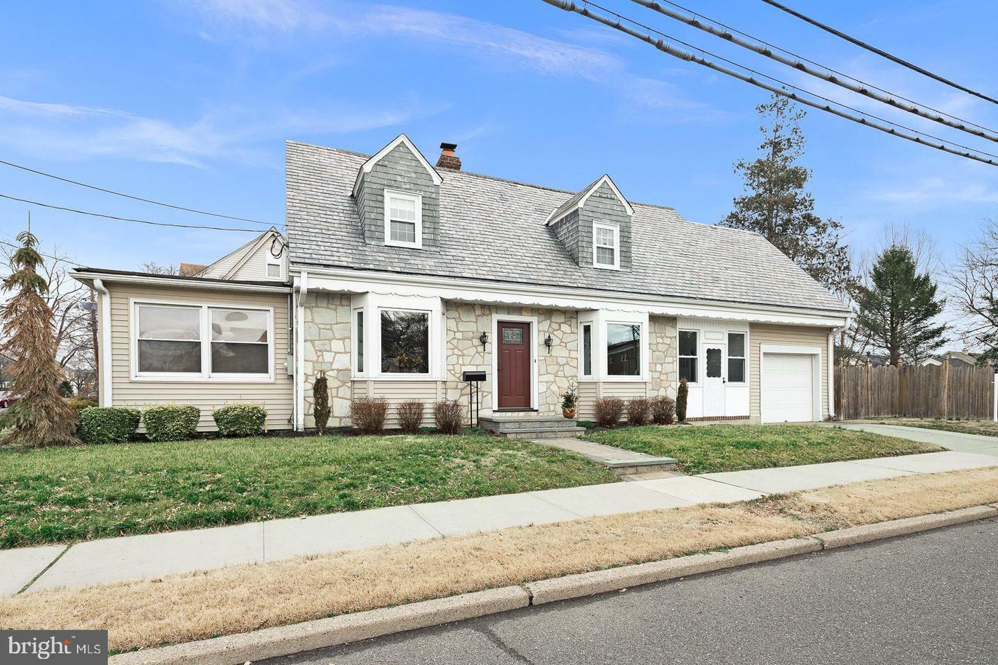 Property Photo:  100 Maple Shade Avenue  NJ 08610 