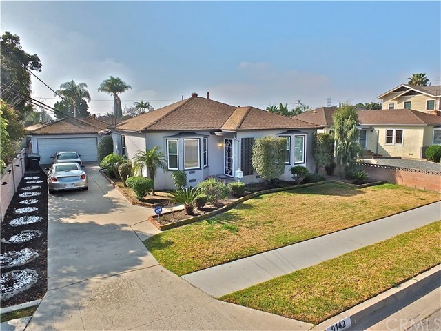 Property Photo: 9142 Laurel Street CA 90706