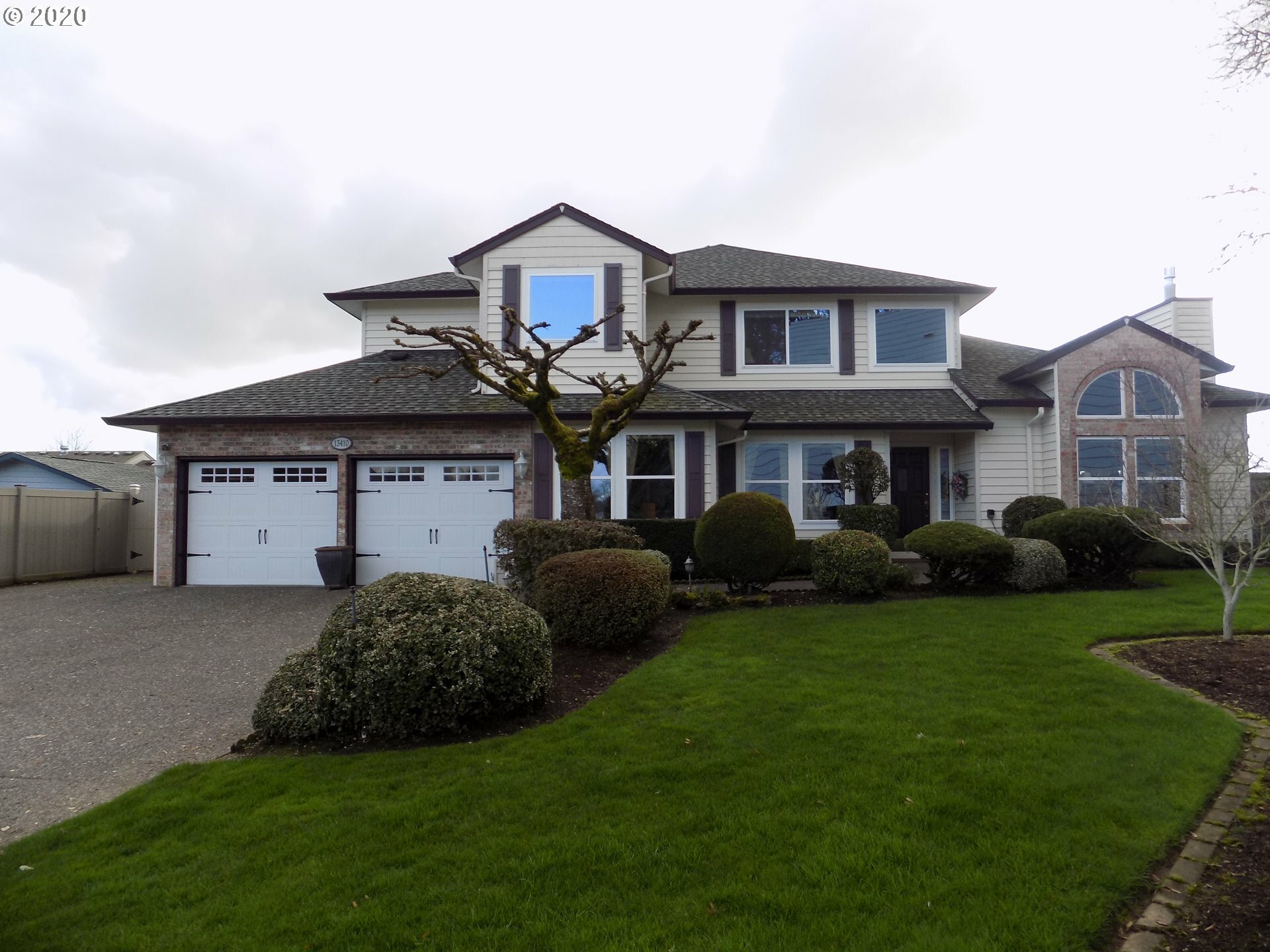 Property Photo:  13410 NW 14th Ct  WA 98685 