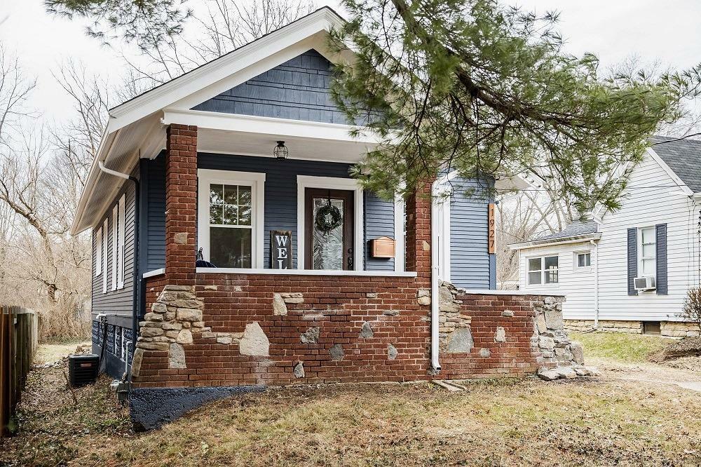 Property Photo:  1927 Sutton Ave  OH 45230 